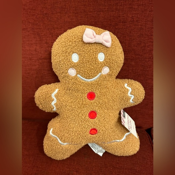 Gingerbread Pillow Set - Picture 3 of 3